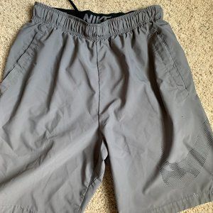 mens NIKE short